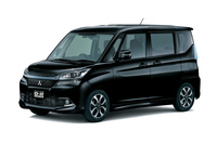 「デリカD：2カスタム ハイブリッドSVナビパッケージ」