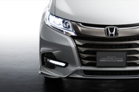 ホンダがマイナーチェンジ版「オデッセイ」の情報を先行公開の画像