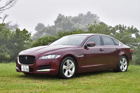 新型ではボディーモノコックがアルミ製になった。ホワイトボディーの重量は282kg。重量比で75％にアルミが用いられている。Cd値は0.28。