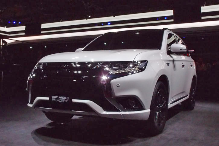 三菱アウトランダーPHEV
