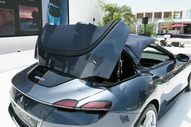 フェラーリ・ローマ スパイダー（ソフトトップ）