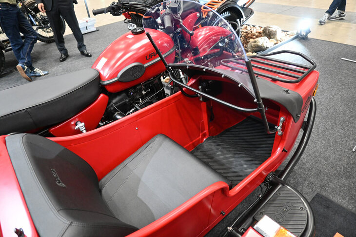 ウラル・ギアアップ アドベンチャー