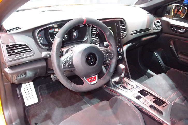 ルノー・メガーヌR.S.（インテリア）