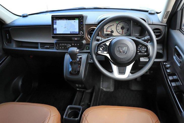 ホンダN-ONEオリジナル（ホンダアクセス用品装着車）（インストゥルメントパネルまわり）