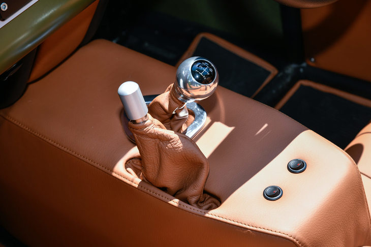 モーガン3ホイーラー（シフトノブとサイドブレーキ）