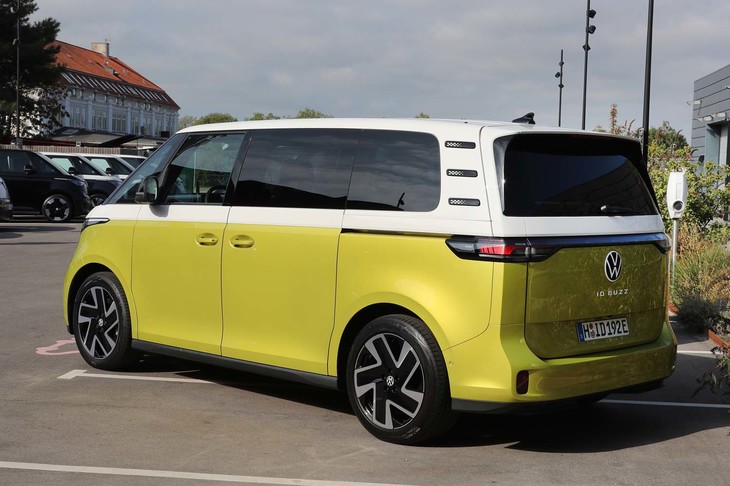 「ID.Buzz」は後輪駆動のみの設定。駆動用モーターは最高出力204PSと最大トルク310N・mを発生する。