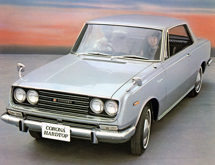 センターピラーを廃した国産初の2ドアハードトップにして、トヨタ初のクーペモデルだった「トヨペット・コロナ ハードトップ」。