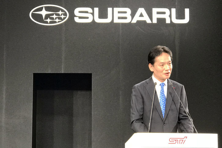 プレスカンファレンスではSTIの平川良夫社長が登壇した。