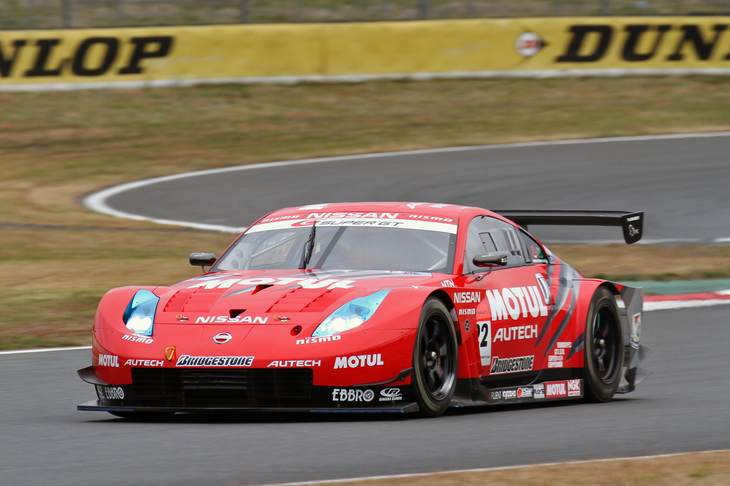全日本GT選手権からSUPER GTへと続く歴史の中で、「スカイラインGT-R」と「日産GT-R」のはざまの時期に参戦、日産の看板を守った「フェアレディZ」（Z33）。この「モチュール・オーテックZ」は、2006年のSUPER GTにミハエル・クルムと山本左近またはリチャード・ライアンのペアで参戦したマシン。