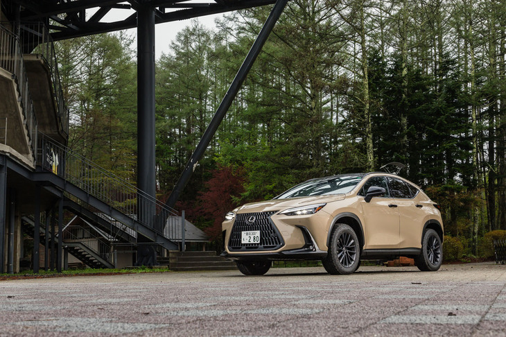 レクサスNX450h＋“オーバートレイル”