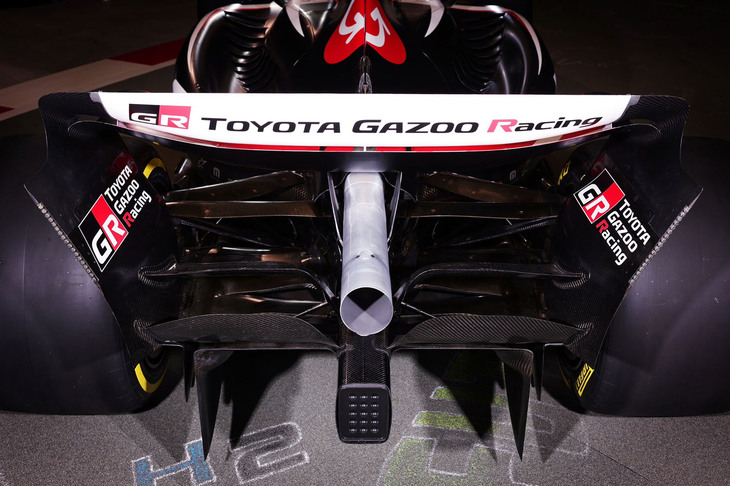 F1マシンのリアに入る「TOYOTA GAZOO Racing」のロゴ。