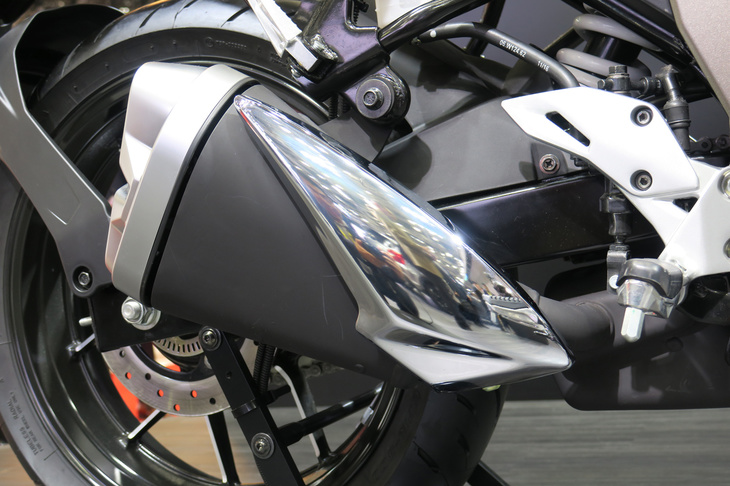 スズキ・ジクサー250