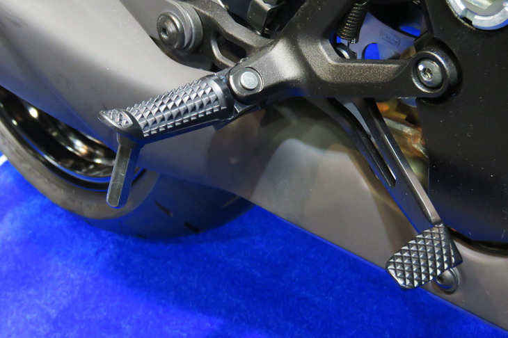 スズキ・カタナ