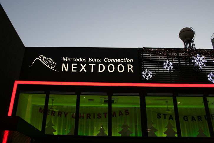 Mercedes-Benz Connection NEXTDOOR Star Garden（メルセデス・ベンツ コネクション ネクストドア スター ガーデン）の様子。