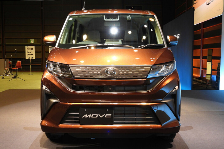 ダイハツ・ムーヴX（フロント）