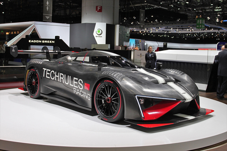 テックルールズ・レンRS（エクステリア）