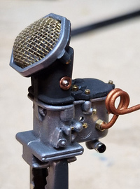 ルーツ式スーパーチャージャーの一部。