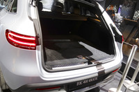 「EQC」のラゲッジスペース。EVといえど普通の積載性が保証されている。