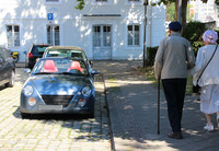 「ダイハツ・コペン」。以下、2018年7月ドイツ・ザールブリュッケンにて。