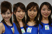 4人の「もてぎエンジェル」決定