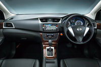 “最上”という名の特別な「日産シルフィ」発売の画像