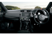 「マークX“GRMN”」のインストゥルメントパネル。