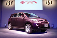 「トヨタ・イスト」