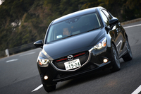 指宿スカイラインを行く「XDツーリング」。
    