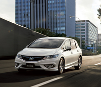 ホンダが新型車「ジェイド」の情報を先行公開の画像