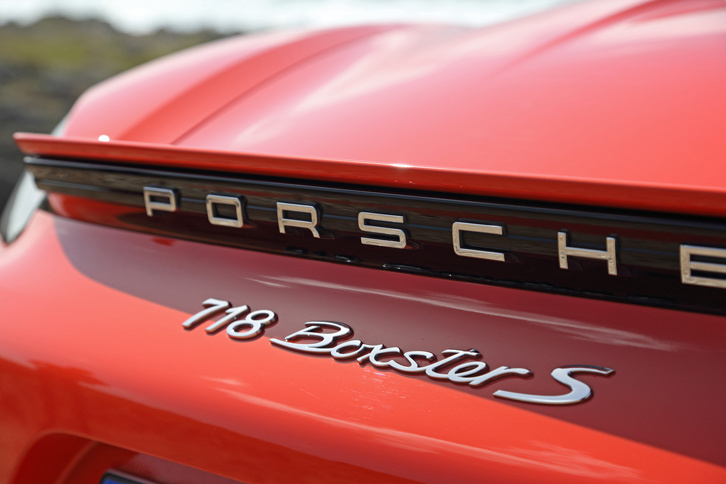 ポルシェ718ボクスターS