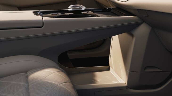 ボルボEM90（センターコンソール）