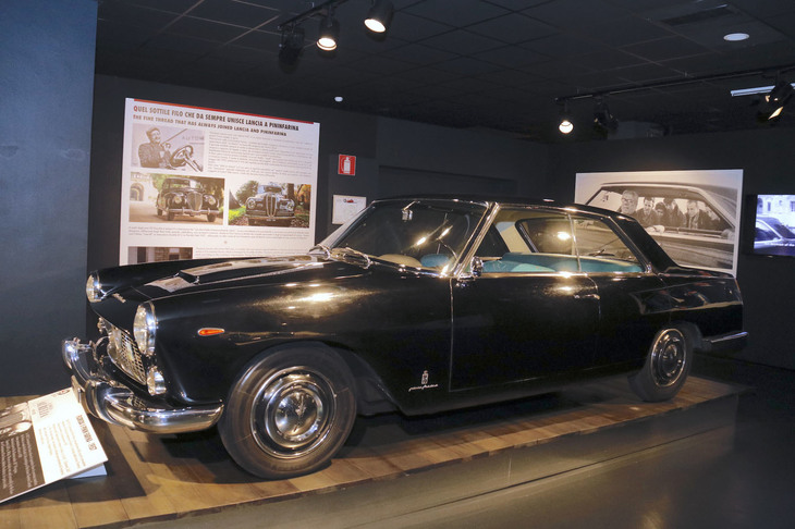 ピニンファリーナによる1957年のワンオフモデル「フロリダII」。