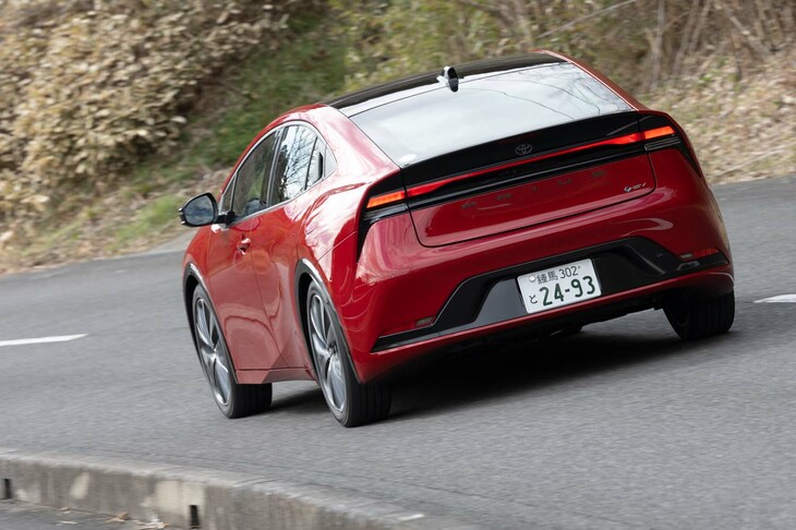 「GA-C」プラットフォームは第2世代に進化。新たな結合技術の採用や構造の見直しによって剛性がアップしている。特にフロントの横曲げ剛性は15％向上しているという。