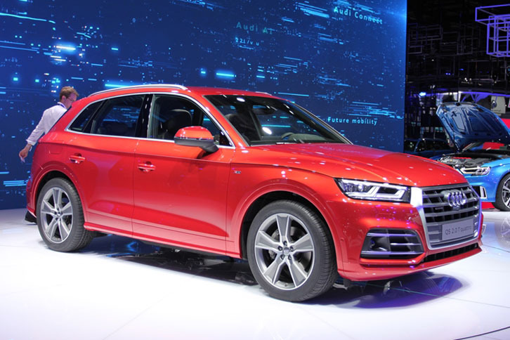 アウディQ5（エクステリア）