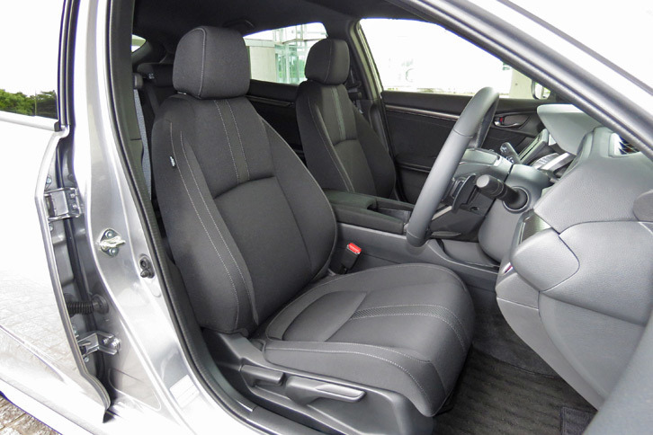 ホンダ・シビックハッチバック（フロントシート）