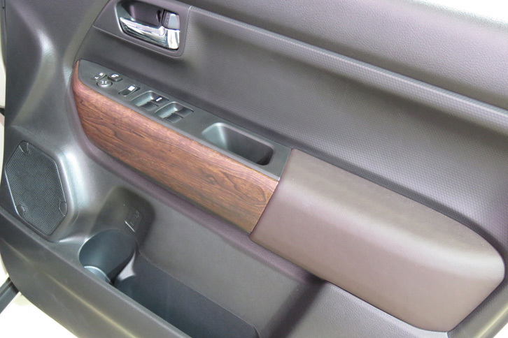 スズキ・クロスビー アウトドア アドベンチャー（インテリア）