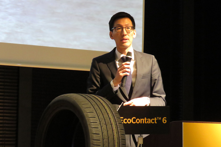 コンチネンタルタイヤの世界的な業績と、今後の目標について語るコンチネンタルタイヤ・ジャパンのメイ社長。