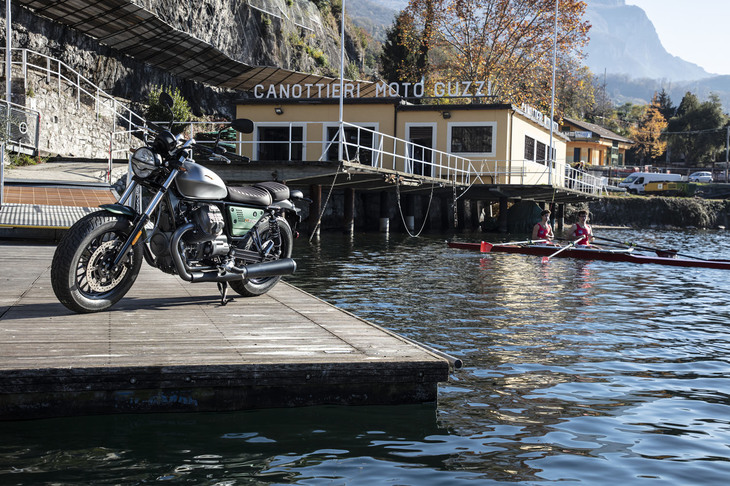 モト・グッツィV9ボバー100周年記念スペシャルエディション