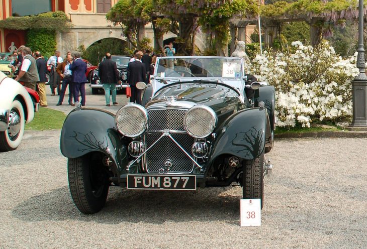 会場に展示されていた「SS100」。美しいボディーに先進的な2.7リッターないしは3.5リッターの直6 OHVエンジンを搭載した高性能スポーツカーで、戦前におけるジャガーの最高傑作とされる。