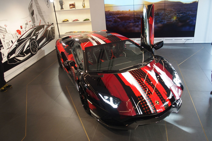 アヴェンタドールS“dressed”by Yohji Yamamoto（エクステリア）