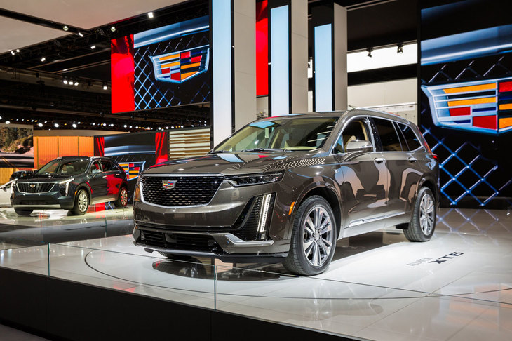 キャデラックの新しい3列シートSUV「XT6」。FFベースのプラットフォームを用いた大型のクロスオーバーモデルだ。