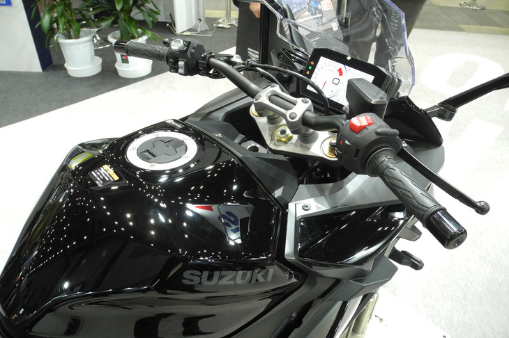スズキGSX-S1000GT
