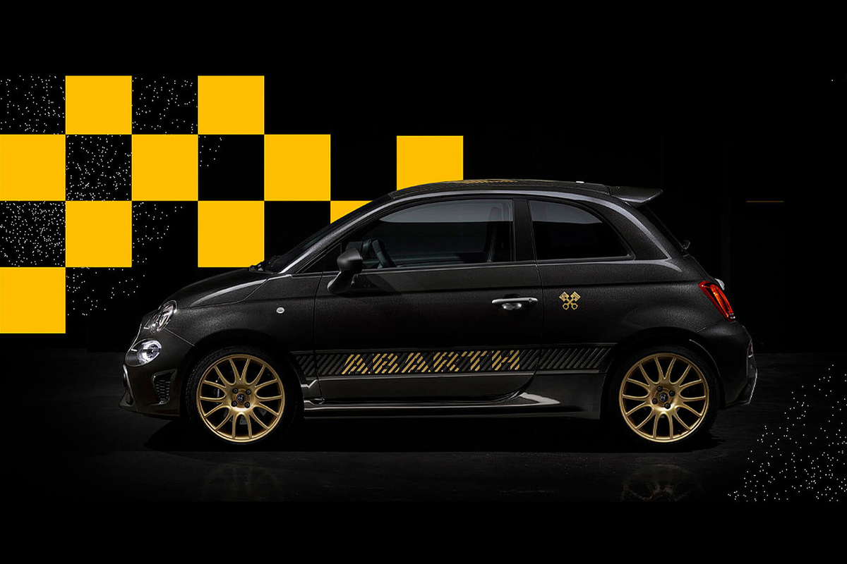 ★非売品 限定版 特注仕様 ABARTH アバルト 695 シフトボタン トリブート フェラーリ 500 595 COMPETIZIONE シーケンシャル S0406 ▽ フィアット アバルト 695 2010年モデル 75° Anniversarioの価格・性能