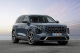 新型「アウディQ7」がデビュー　初の6人乗り仕様も設定