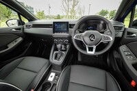 25.2km/リッターの低燃費を実現　「ルノー・ルーテシア」のハイブリッドモデル発売の画像