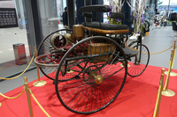 後ろ姿はこんな感じ