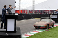 2017年9月9日、フェラーリの創業70周年を記念するイベントにおいてオークションにかけられた、日本は岐阜県内のバーンファインドカー「365GTB/4 デイトナ」。