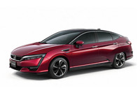 ホンダが新型FCVセダンを世界初公開【東京モーターショー2015】