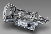 トヨタが「レクサスLC／LS」に採用しているトルコン式10段AT。もはや高級車用のトランスミッションでは、8段以上の多段ATが主流となっている。