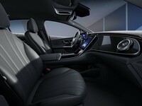 「EQE350＋エレクトリックアート（AMGラインパッケージ仕様）」のインテリア。